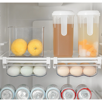 Cutie pentru depozitare oua cu suport prindere la raftul frigiderului