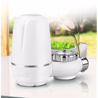 Filtru de apa pentru robinetul de la chiuveta purifica si elimina impuritatile si clorul