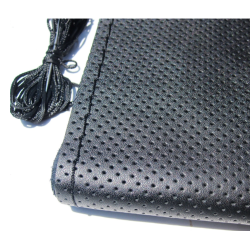 Husa volan Neagra cu ac si ata imitatie piele