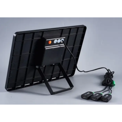 Lampa impermeabila pentru exterior CC9015 cu 2 becuri tip aplice si panou solar