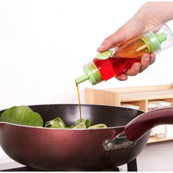 Oliviera cu pulverizator din plastic 4.5x18.2cm Verde