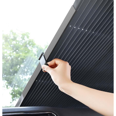 Parasolar auto retractabil impotriva razelor UV fixare prin ventuze 85 cm