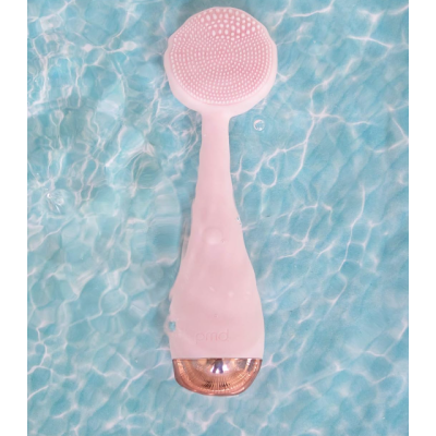 Perie pentru curatare faciala inteligenta roz