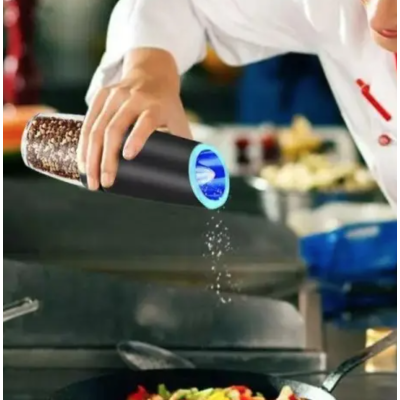 Rasnita electrica pentru sare si piper AO 78207 plastic