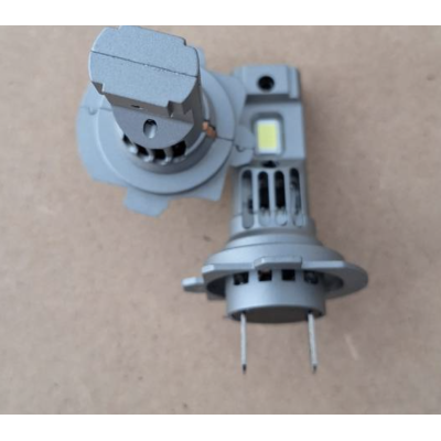 Set 2 becuri led H7 FQ5 lumina alba 6500k 12000 Lumeni cu ventilator RU