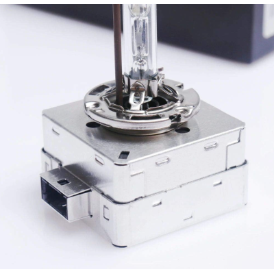 Set 2 becuri Xenon METAL D1S White auto pentru far