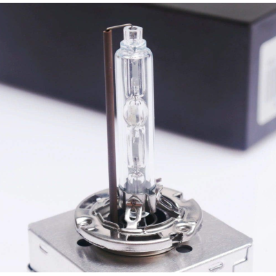 Set 2 becuri Xenon METAL D1S White auto pentru far