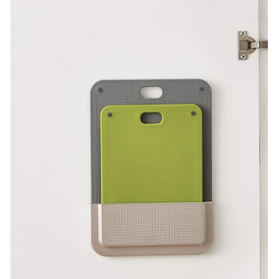 Set 2 tocatoare din plastic cu suport de perete