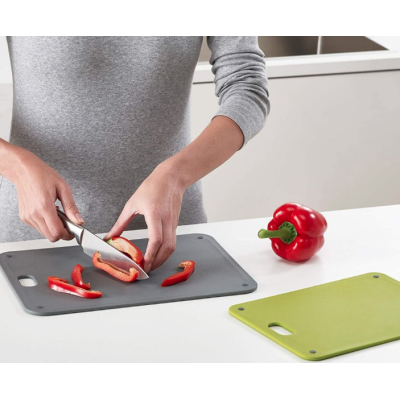 Set 2 tocatoare din plastic cu suport de perete