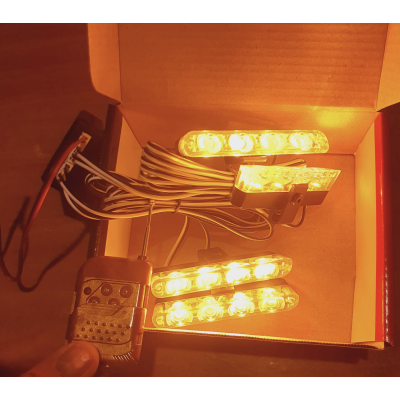 Set 4 stroboscoape cu 4 leduri lumina Galbena si Telecomanda
