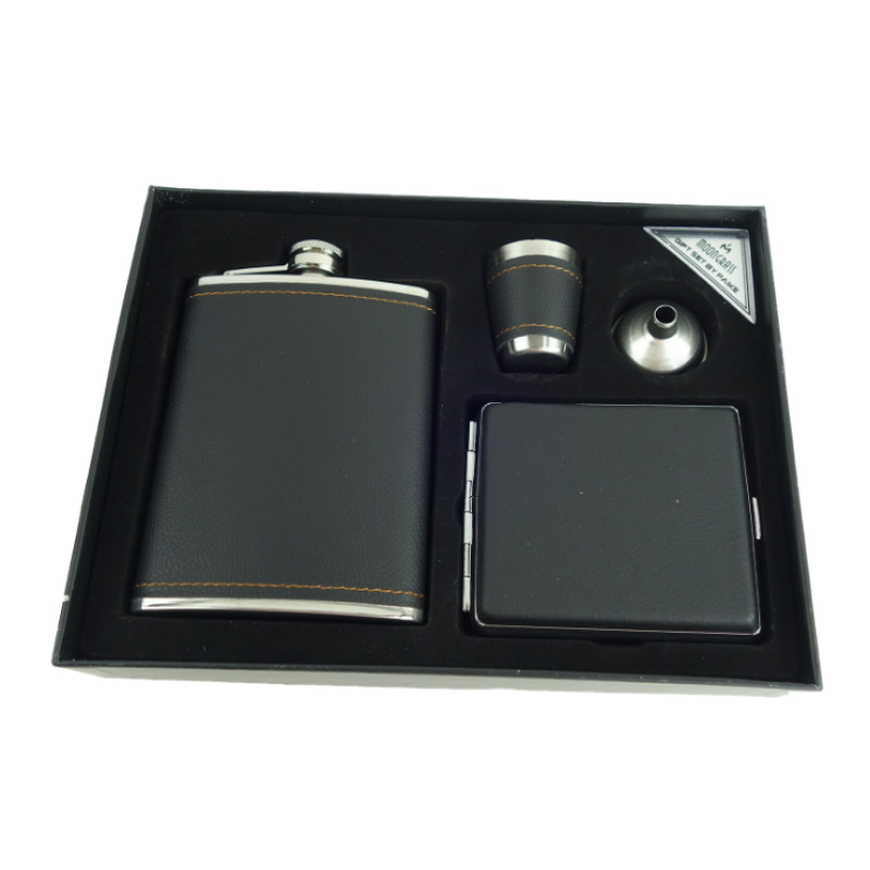 Set cadou format din 4 piese plosca palnie pahar tip shot si tabachera NEGRU SIMPLU