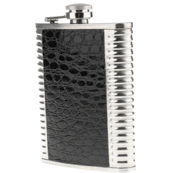 Set Cadou Plosca cu 4 Pahare si palnie model piele sarpe NEGRU