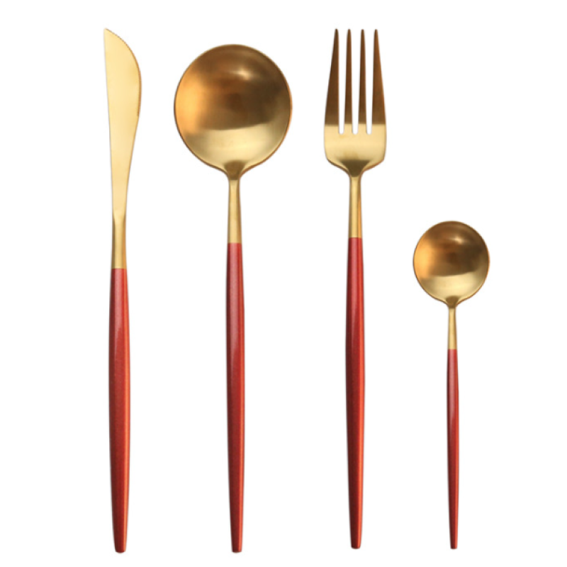 Set de 4 piese tacamuri in stil portughez- culoare rosu si auriu