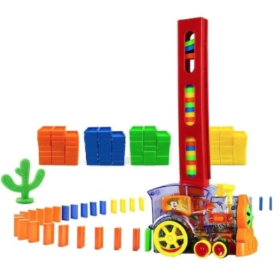 Set trenulet electric de jucarie cu 60 de piese domino