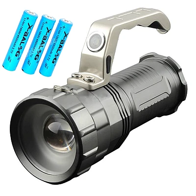 Lanterna Argintie cu MANER Max 800 Lumeni cu Zoom Lanterna Argintie cu MANER Max 800 Lumeni cu Zoom