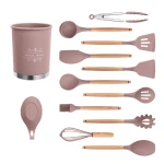 Set 12 ustensile de bucătărie cu mâner de lemn roz