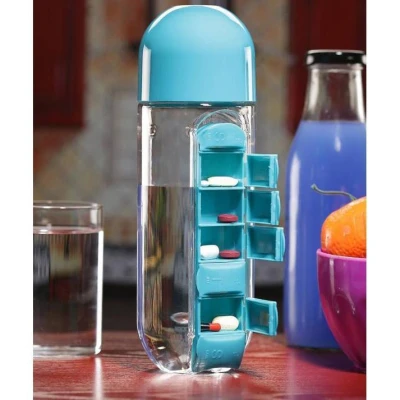 Sticla de apa  Pill & Vitamin Water Bottle 600 ml cu distribuitor pentru medicamente 