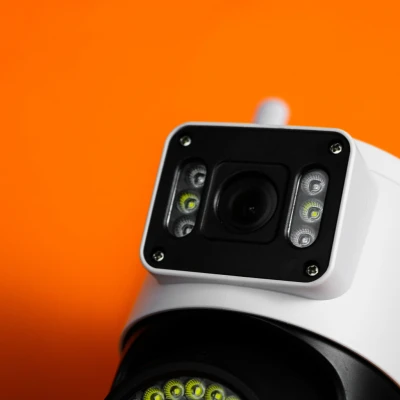 Camera de supraveghere IP 2 EYES VIEW 2 ECRANE in acelasi timp 5.0MPX rotire 360 ​​​​de grade vedere pe timp de noapte