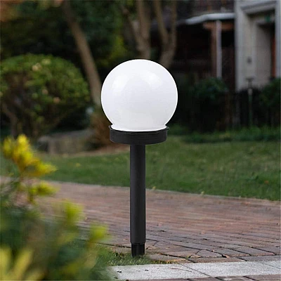 SET 4 Lampi solare X18 pentru gradina sau terasa in forma de GLOB SET 4 Lampi solare X18 pentru gradina sau terasa in forma de GLOB