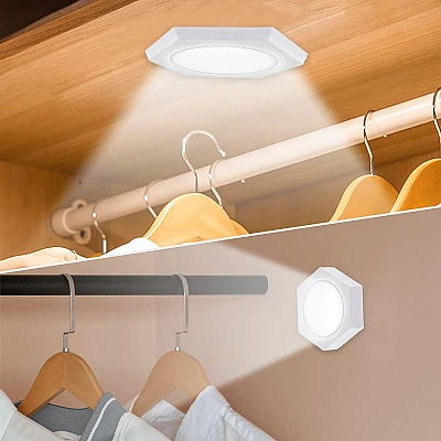 Set 3 Lampi Hexagonale LED Cob cu telecomanda si Butoane individuale Set 3 Lampi Hexagonale LED Cob cu telecomanda si Butoane individuale