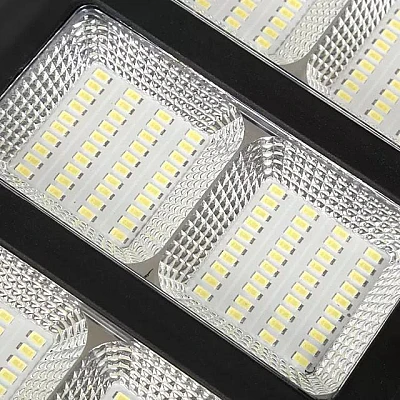 Lampa solara 400W 16 Casete LED in unghi 45 grade Lampa solara 400W 16 Casete LED in unghi 45 grade