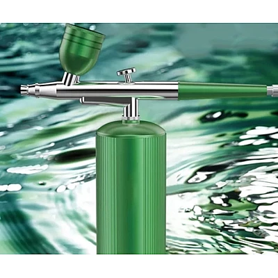 Spray hidratare pentru fata Q ZY8 portabil din metal pentru curatarea tenului verde