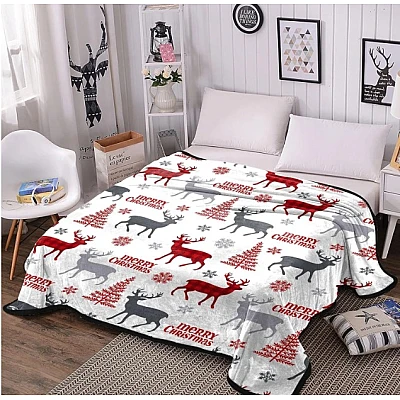 Patura Christmas 150x200cm design fulgi de zapada si brad si reni colorata Patura Christmas 150x200cm design fulgi de zapada si brad si reni colorata