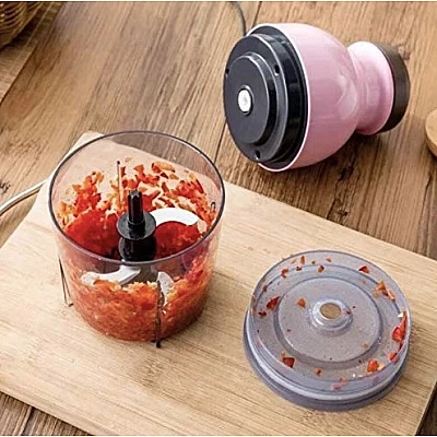 Tocator QUATRE multifunctional pentru legume si fructe Roz 600 ml