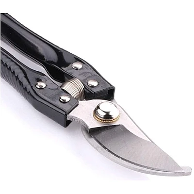 Foarfeca de gradina SAAD cu capacitate max. de taiere 200 mm Foarfeca de gradina SAAD cu capacitate max. de taiere 200 mm