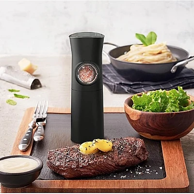 UB Rasnita electrica de sare sau piper cu baterii UB Rasnita electrica de sare sau piper cu baterii