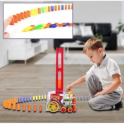 Set trenulet electric de jucarie cu 60 de piese domino Set trenulet electric de jucarie cu 60 de piese domino