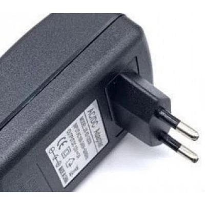 Transformator Alimentator AC 100-240V DC 12V2A Q DC507 Transformator Alimentator AC 100-240V DC 12V2A Q DC507