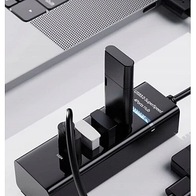 Hub cu 4 Porturi USB 3.0 de 5 Gbps LED Indicator Compact Q 303 Hub cu 4 Porturi USB 3.0 de 5 Gbps LED Indicator Compact Q 303