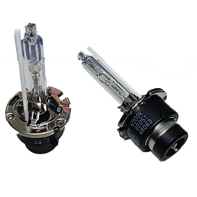 Set 2 becuri Xenon D2S White auto pentru far suport metalic 35W 6000K Set 2 becuri Xenon D2S White auto pentru far suport metalic 35W 6000K