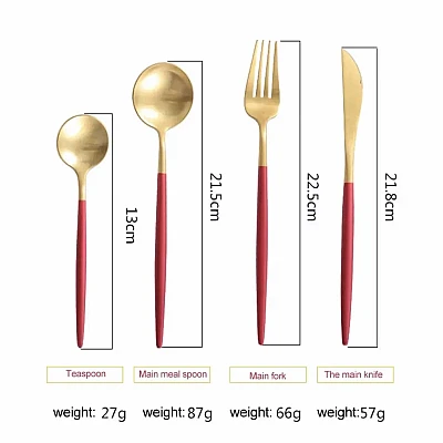 Set de 24 piese tacamuri in stil portughez- culoare rosu si auriu Set de 24 piese tacamuri in stil portughez- culoare rosu si auriu