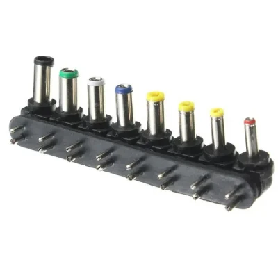 Incarcator Laptop Auto + Priza cu 8 MUFE Universale 12v / 220v