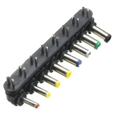 Incarcator Laptop Auto + Priza cu 8 MUFE Universale 12v / 220v