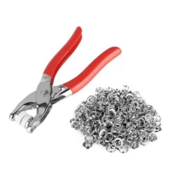 Set cleste rosu pentru capsat din metal cu capse incluse si manere antiaderente