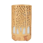 Umidificator aromaterapie lumina led in 7 culori model copaci culoare lemn deschis