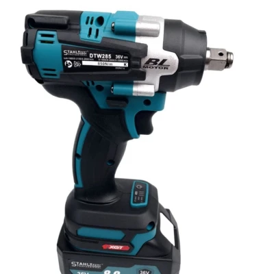 Bormasina cu Impact cu 2 Acumulatori 36V 8AH