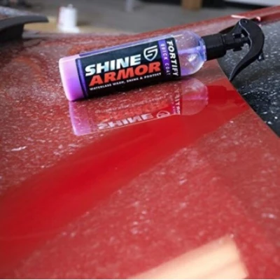 Kit Ceara Lichida Ceramica Efect Hidrofob 236ml SHINE ARMOR