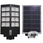 Lampa solara 300W 16 Casete LED in unghi 45 grade