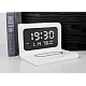 Ceas cu afisaj digital si alarma cu statie de incarcat wireless si incarcare rapida. Ceas cu afisaj digital si alarma cu statie de incarcat wireless si incarcare rapida.