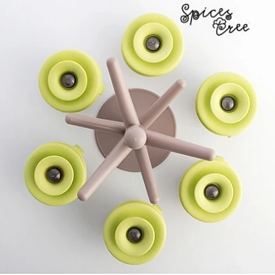 Copacel Spice Rack cu 6 recipiente pentru condimente + suport inclus Copacel Spice Rack cu 6 recipiente pentru condimente + suport inclus