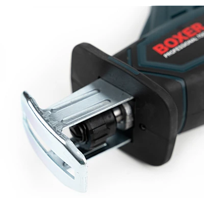 Fierastrau sabie Boxer SR-031 cu 2 acumulatori 18V 2200 RPM 65mm