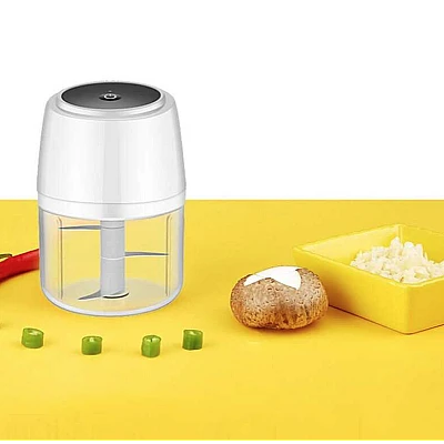 Mini Blender electric, 3 cutite, incarcare USB, tocator pentru legume 250 ML Mini Blender electric, 3 cutite, incarcare USB, tocator pentru legume 250 ML
