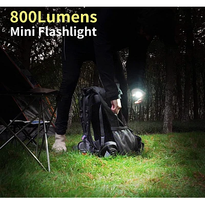 Mini lanterna portabila 800 lumeni cu baza magnetica Mini lanterna portabila 800 lumeni cu baza magnetica