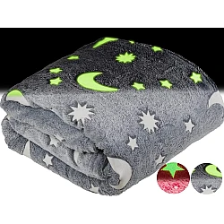 Patura pufoasa fosforescenta stelute GLOW IN THE DARK 