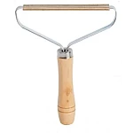 Set 2 x Perie pentru scame si parul de animale, maner de lemn
