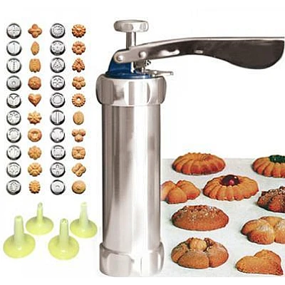Presa de fursecuri si biscuiti cu 10 de forme incluse Presa de fursecuri si biscuiti cu 10 de forme incluse